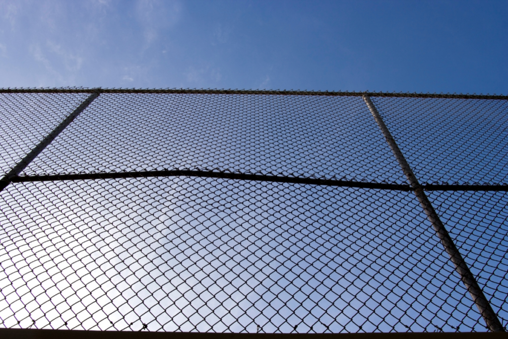 mesh fencing