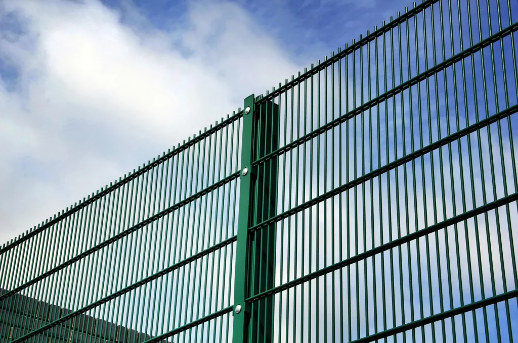 mesh fencing